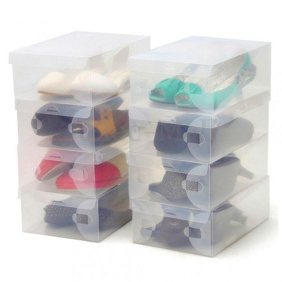 Boîtes à chaussures transparentes